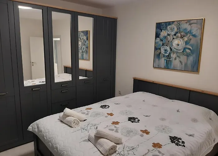 дора アパート *