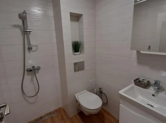 дора アパート